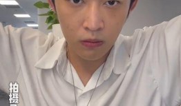 网红吃瓜男生是谁啊,他是谁？背后的故事与影响力