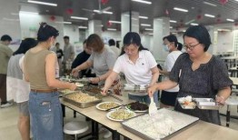 家长爆料食堂视频真实吗,真相揭秘，食品安全问题引关注