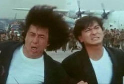成龙爆料火烧岛视频,揭秘幕后真相与生死瞬间
